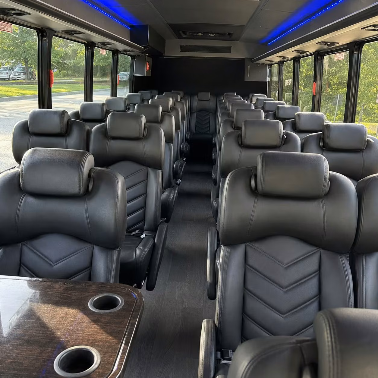 davie 35 passenger minibus rental